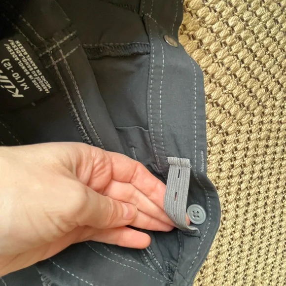 KUHL hiking pants for a petite woman (fits like XXSP/00P). Boys size M - Picture 9 of 14